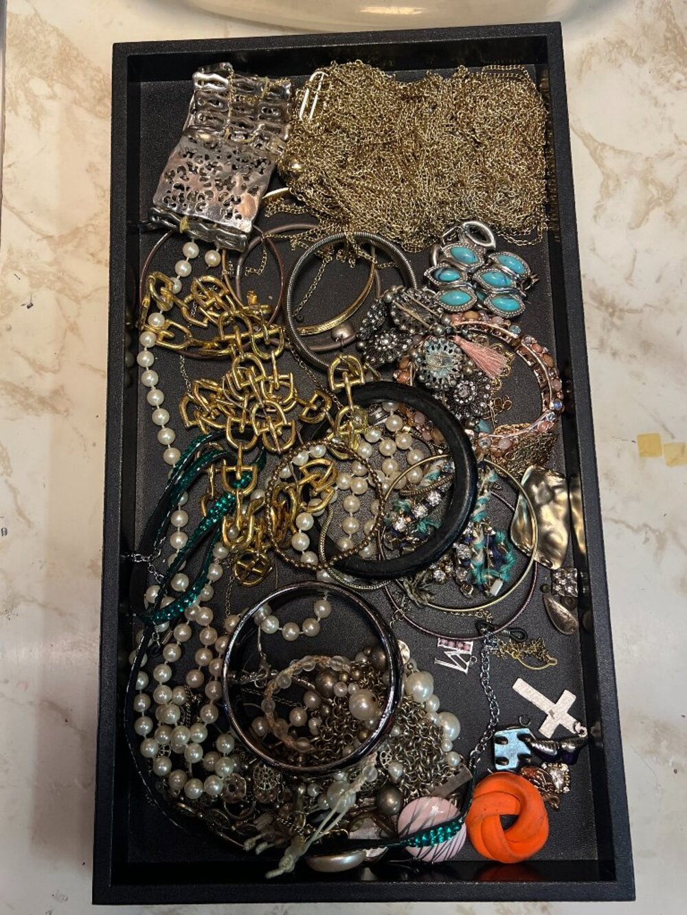 Craft jewelry lot H, 2+ pounds
